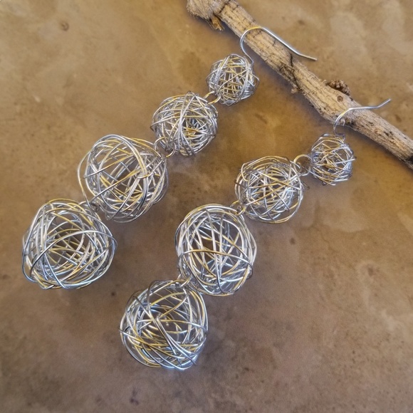 Artisian BoHo Silver Wire Spheres Luxe Earrings - Picture 3 of 5